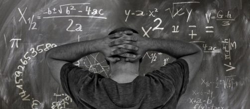 Um professor &eacute; demitido ap&oacute;s cr&iacute;tica ao presidente Bolsonaro durante aula. (Reprodu&ccedil;&atilde;o/Pixabay)