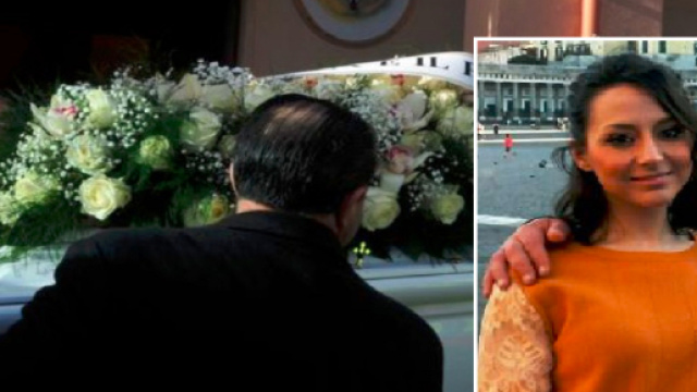 Dramma a Cardito, Simona muore a 28 anni. Ieri si era cresimata