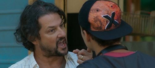 Bebeto e Nicolau discutindo. (Reprodu&ccedil;&atilde;o/TV Globo)