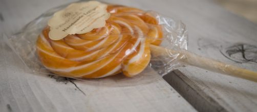 SAMU tentou reanimar garoto que se engasgou com pirulito, mas a crian&ccedil;a n&atilde;o resistiu (Reprodu&ccedil;&atilde;o/Pixabay)