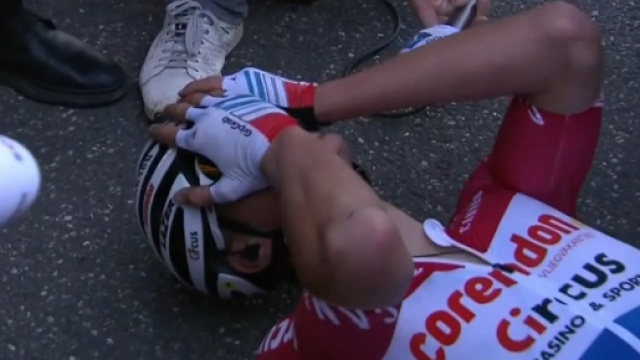 Mathieu Van der Poel all'arrivo dell'Amstel Gold Race