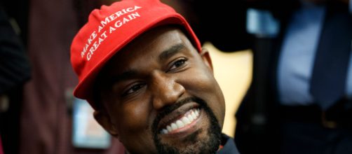Apaixonado por animes, Kanye West assume ser nerd. (Arquivo Blasting News)