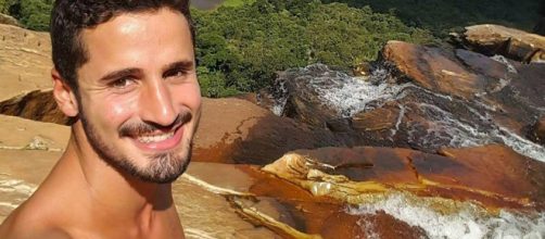 Morre o filho mais novo da mulher que teve a casa incendiada. (Reprodu&ccedil;&atilde;o/Arquivo Pessoal)