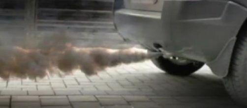 How pollution affects the economy of Canada. [Image source/Emma Rochon YouTube video]