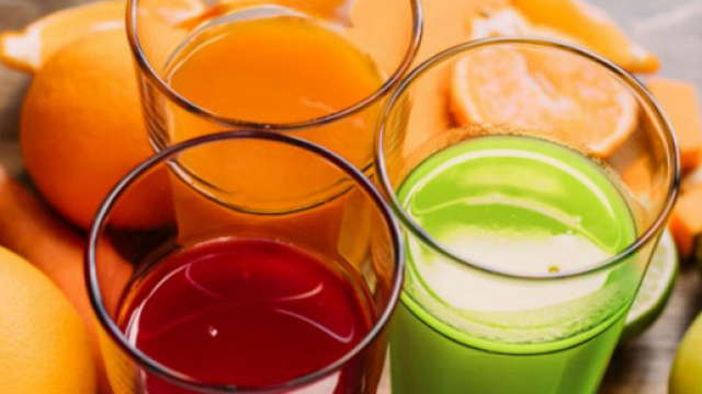 Dieta del succo di frutta: donna in ospedale con danni irreversibili al cervello