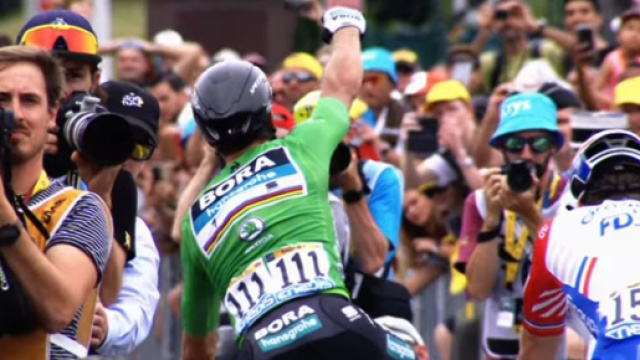 Per il prossimo triennio ci sono 23 squadre candidate al World Tour