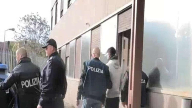 Viterbo, abuso di una 36enne in un locale, il padre di Chiricozzi difende suo figlio