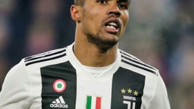 Calciomercato Juventus: il Tottenham sarebbe pronto all'offerta per Douglas Costa