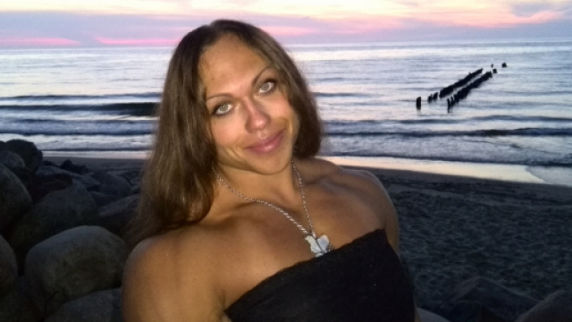 Partez &agrave; la d&eacute;couverte de Nataliya, bodybuildeuse russe de 26 ans. - videos-mdr.com