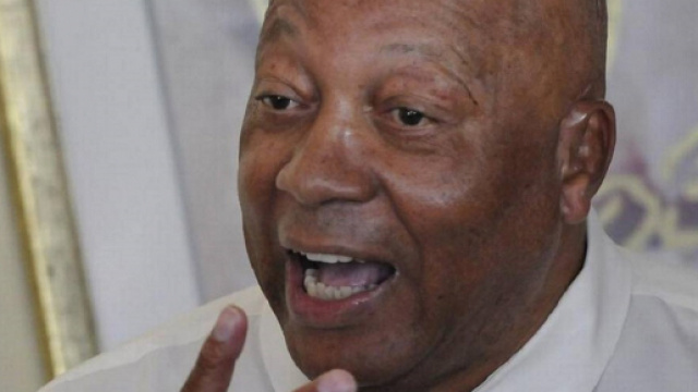 James 'Spaccaossa' Smith, campione del mondo dei pesi massimi negli anni '80