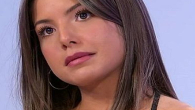 A Federica Spano non dispiacerebbe essere una tronista di Uomini e Donne.