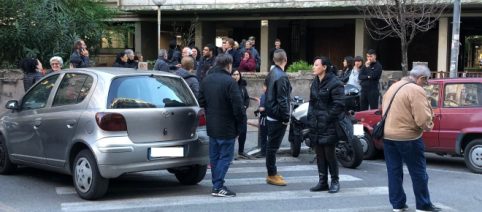 Casal Bruciato come Torre Maura, i residenti protestano: 'Casa agli italiani, via i rom'