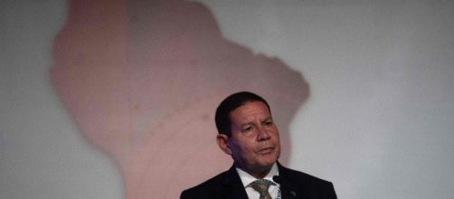 Hamilton Mour&atilde;o foi aplaudido em discurso na Universidade de Harvard. (Arquivo Blasting News)