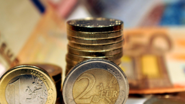 Stipendi docenti e Ata: aumenti per il mese di aprile