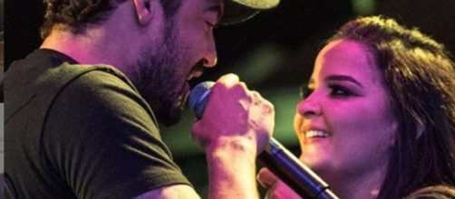 Fernando e Maiara em show. (Reprodu&ccedil;&atilde;o/ Instagram/ @fernando)