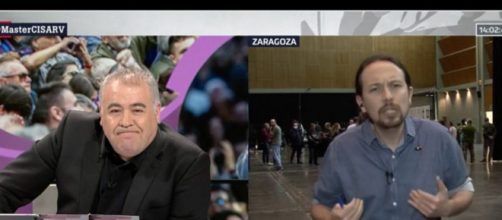 Garc&iacute;a Ferreras y Pablo Iglesias en imagen