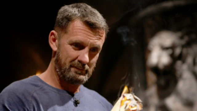 Pascal balance sur le comportement de Dylan avec les femmes