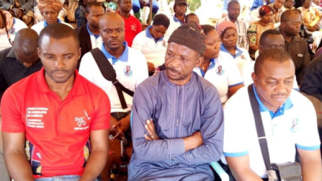 Le prsident du SNJC Centre (Thierry Eba) et le pr&eacute;sident National du SNJC (Denis Kwebo) (c) Samuel Bondjock