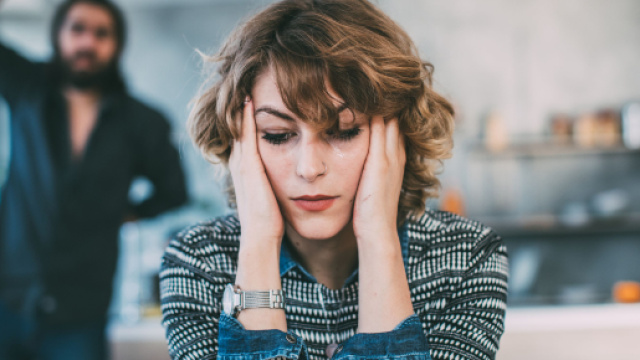 11 signes que votre partenaire ne vous aime plus - santeplusmag.com