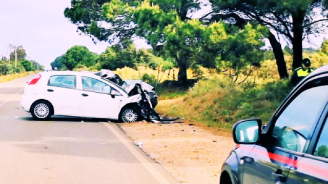Lo scontro frontale &egrave; avvenuto lungo la statale 108.