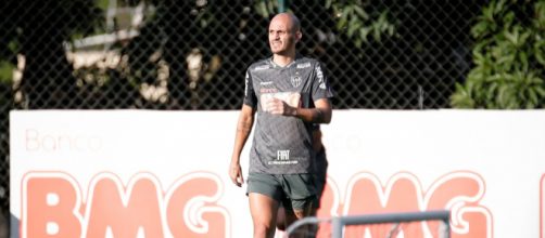 F&aacute;bio Santos ser&aacute; um dos desfalques do Galo. ( Divulga&ccedil;&atilde;o/ Bruno Cantini/ Atl&eacute;tico-MG)