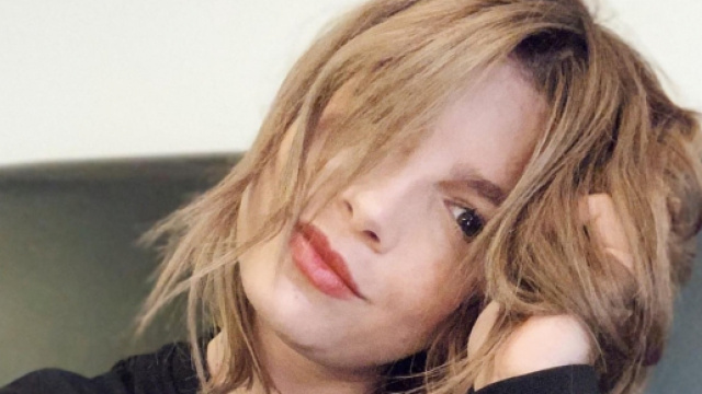 Emma Marrone &egrave; diventata 'Brown' per davvero: il cambio look ha diviso i fan.