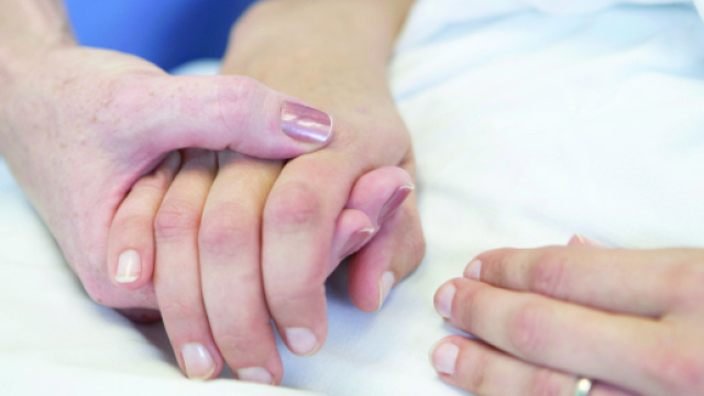 Badanti ammalate o morte perch&egrave; non trovano il tempo di curarsi.