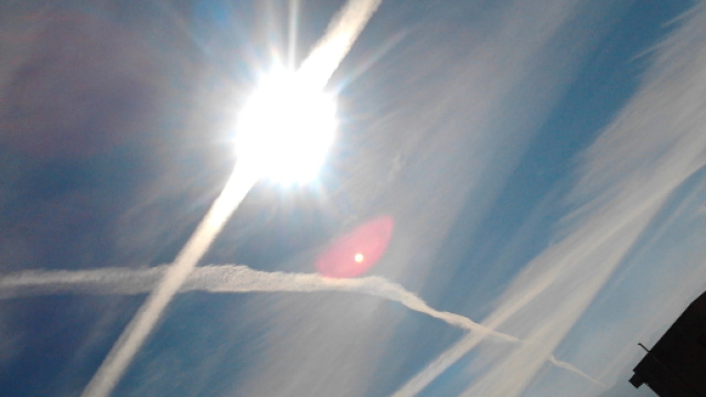 Romina Power torna a parlare delle scie chimiche