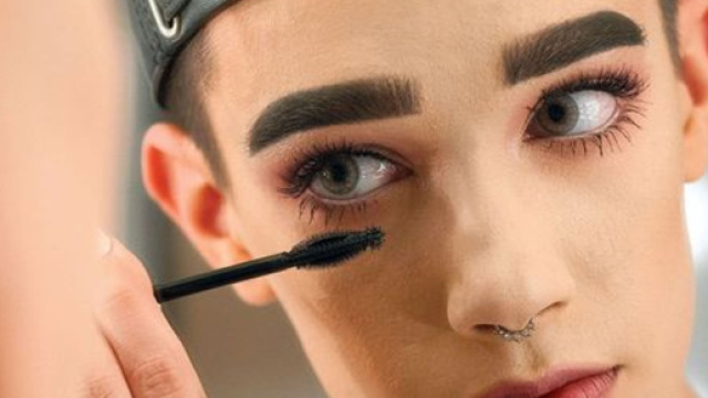 James Charles, ancora un'accusa.