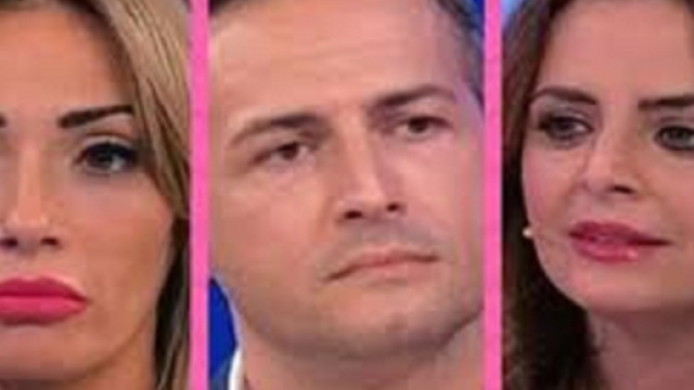 Uomini e donne, Roberta insinua pesanti dubbi su Ida e Riccardo