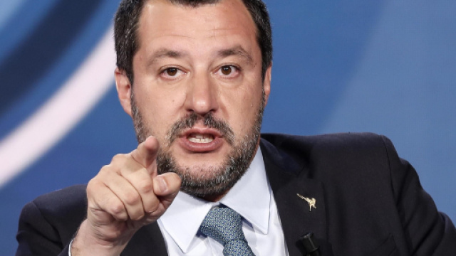 Lecce, visita di Matteo Salvini, lui: 'Qui c'&egrave; qualche centro sociale da chiudere'
