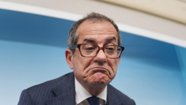 Tria: il bonus 80 euro sar&agrave; cancellato