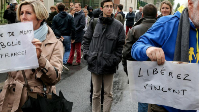 Francia, Corte d'appello vieta di staccare la spina a Vincent Lambert | adnkronos.com