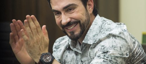 Padre Fabio de Melo recebeu v&aacute;rias propostas banc&aacute;rias no Twitter. (Arquivo Blasting News)