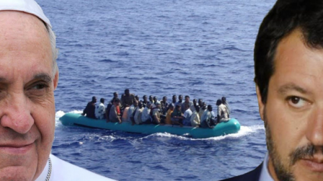 Papa Francesco lancia l'allarme: rischio razzismo contro i migranti