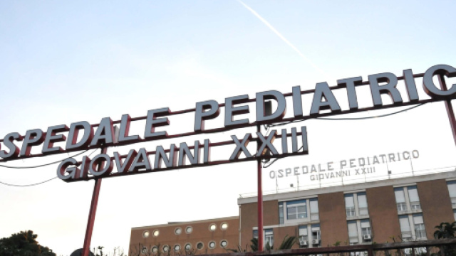 Bari, bimbo tedesco di due anni muore in Puglia dopo viaggio da Berlino: si indaga