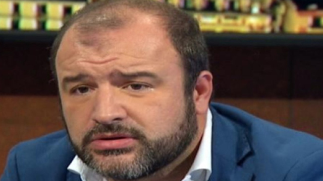 Tancredi Palmeri: 'Sarri &egrave; il nuovo allenatore della Juve, firmer&agrave; un triennale'