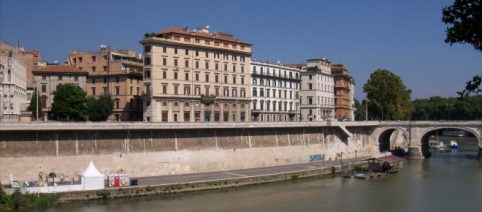 Giallo a Ponte Sisto: trovata morta lungo il Tevere un'atleta tunisina