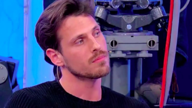 Uomini e Donne: Flavio Baratucci sceglie di abbandonare il programma