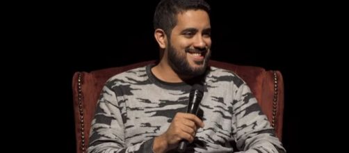 Piadas revoltam m&atilde;e, que diz que ir&aacute; processar o humorista. (Reprodu&ccedil;&atilde;o/YouTube)