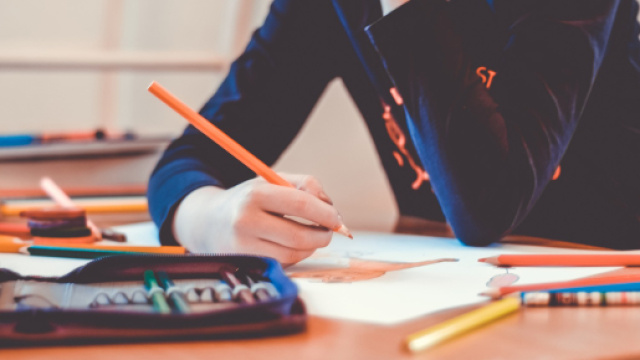 Concorsi per differenti ruoli professionali.