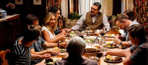 Tom Selleck signed for another year to appear on "Blue Bloods" season 10. (Image via: Blue Bloods Facebook page)