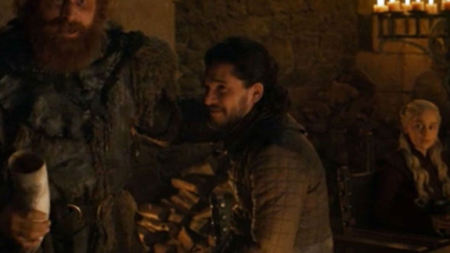 Game of Thrones" : Un gobelet Starbucks oubli&eacute; dans un &eacute;pisode ... - parismatch.com