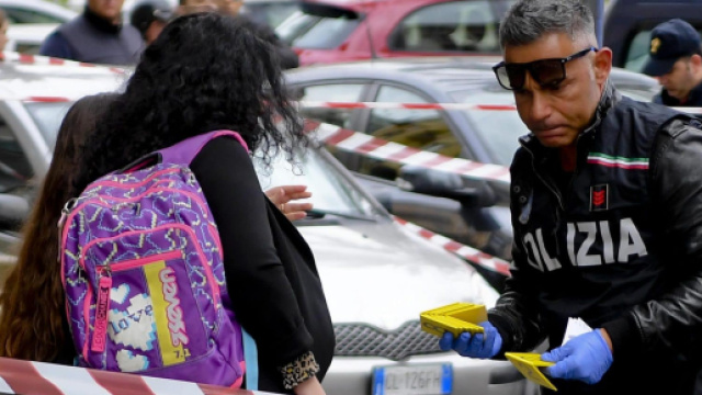 Napoli, Noemi &egrave; viva per miracolo