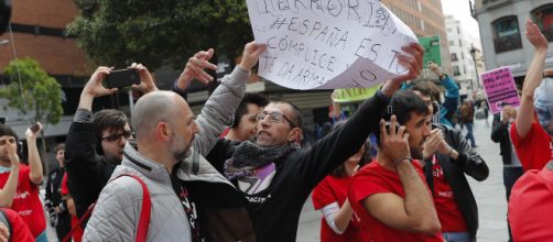 Protesta a favor de Palestina en la despedida de Miki. / Zeleb.es