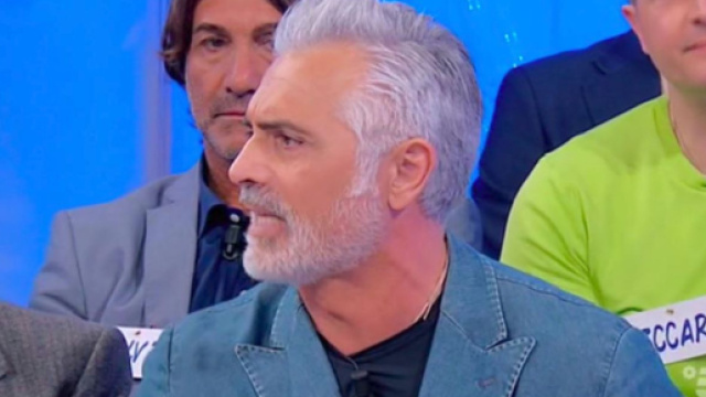 Uomini e donne, Michele Loprieno conferma l'addio: 'Non mi diverto pi&ugrave;'.