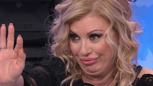 Tina Cipollari contro la D'Urso