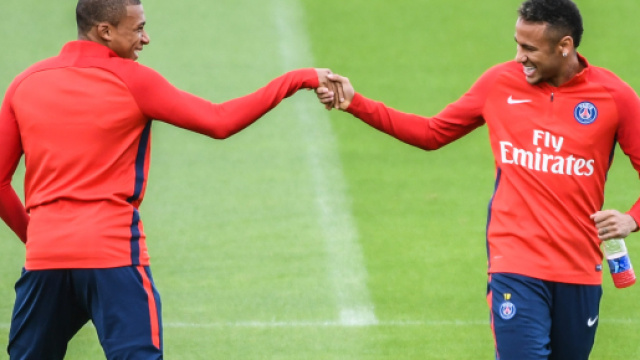 PSG : Neymar vs Mbapp&eacute; ? Bertrand Latour tranche - footradio.com