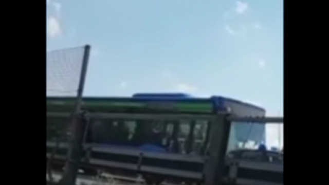 Lo scuolabus di milano durante il sequestro del 20 marzo 2019