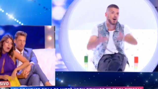 Live non &egrave; la D'Urso: Francesca De Andr&eacute; si confronta con il suo ex